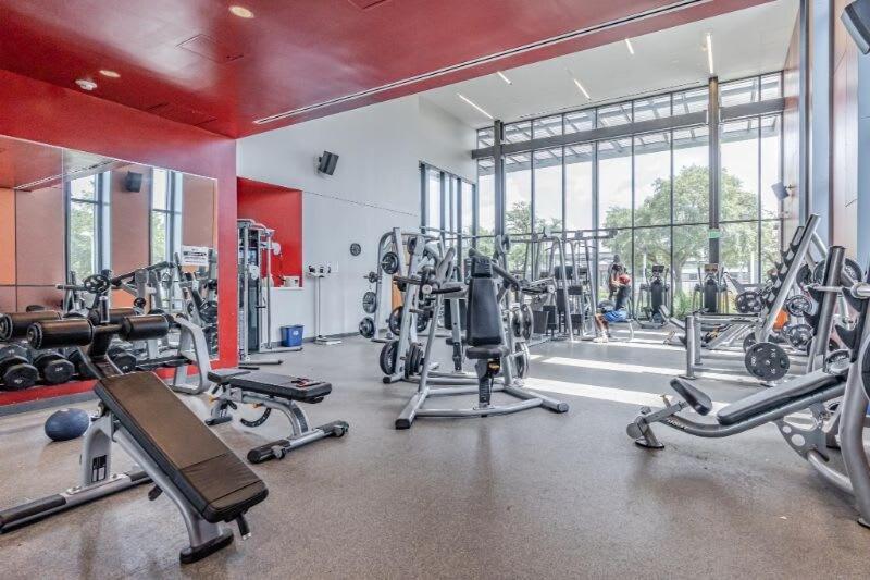Htx Dtown Apt I Sleeps 7 Wi-Fi Parking Free Gym Houston Exterior photo